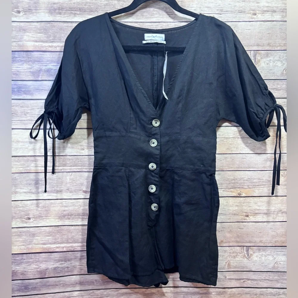 NWT Urban Outfitters Lily Linen Button Front Romper Black Size XS